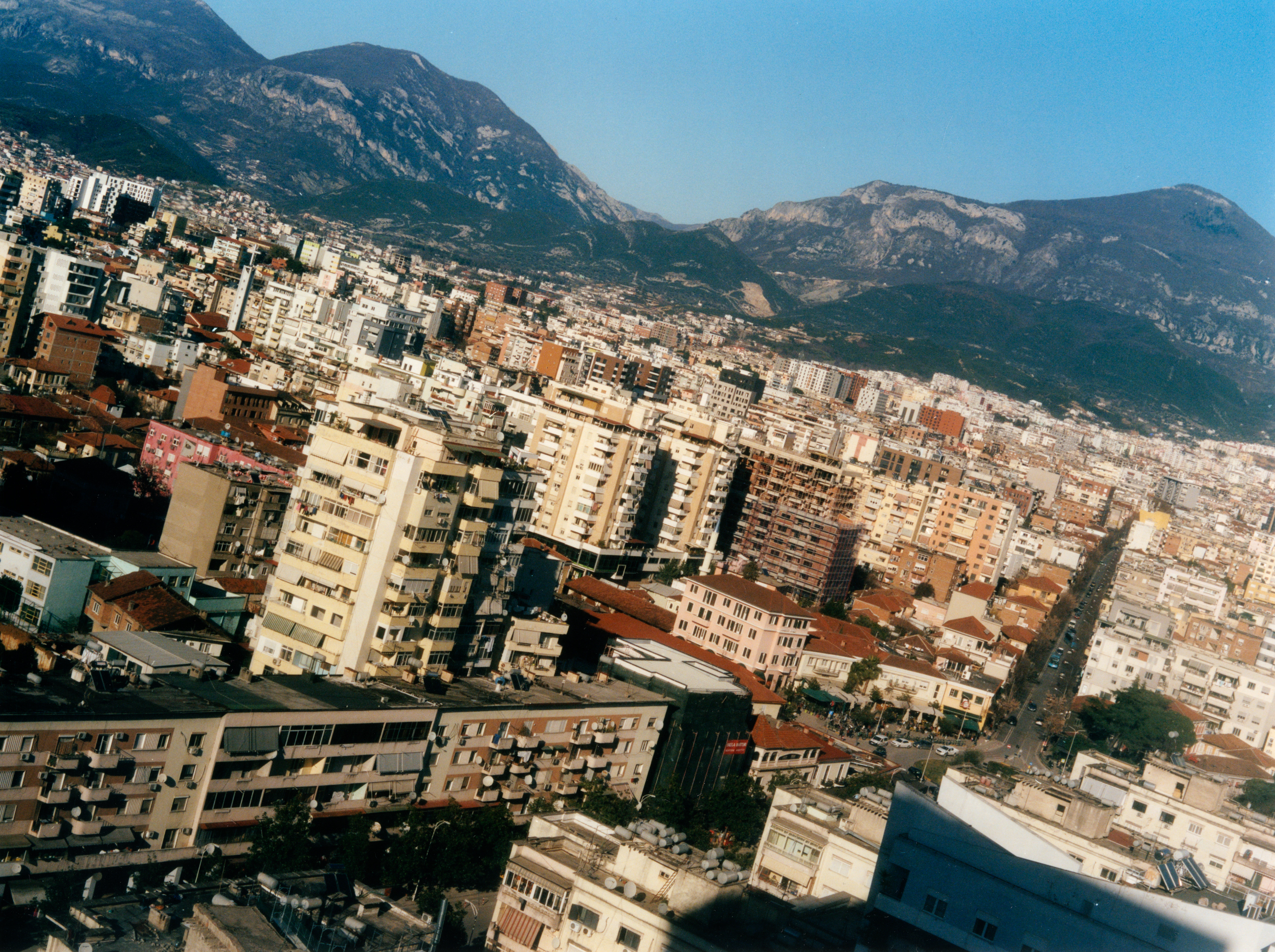 220327_AlbanienPrinzLeka_the atlantic 04_16 Kopie